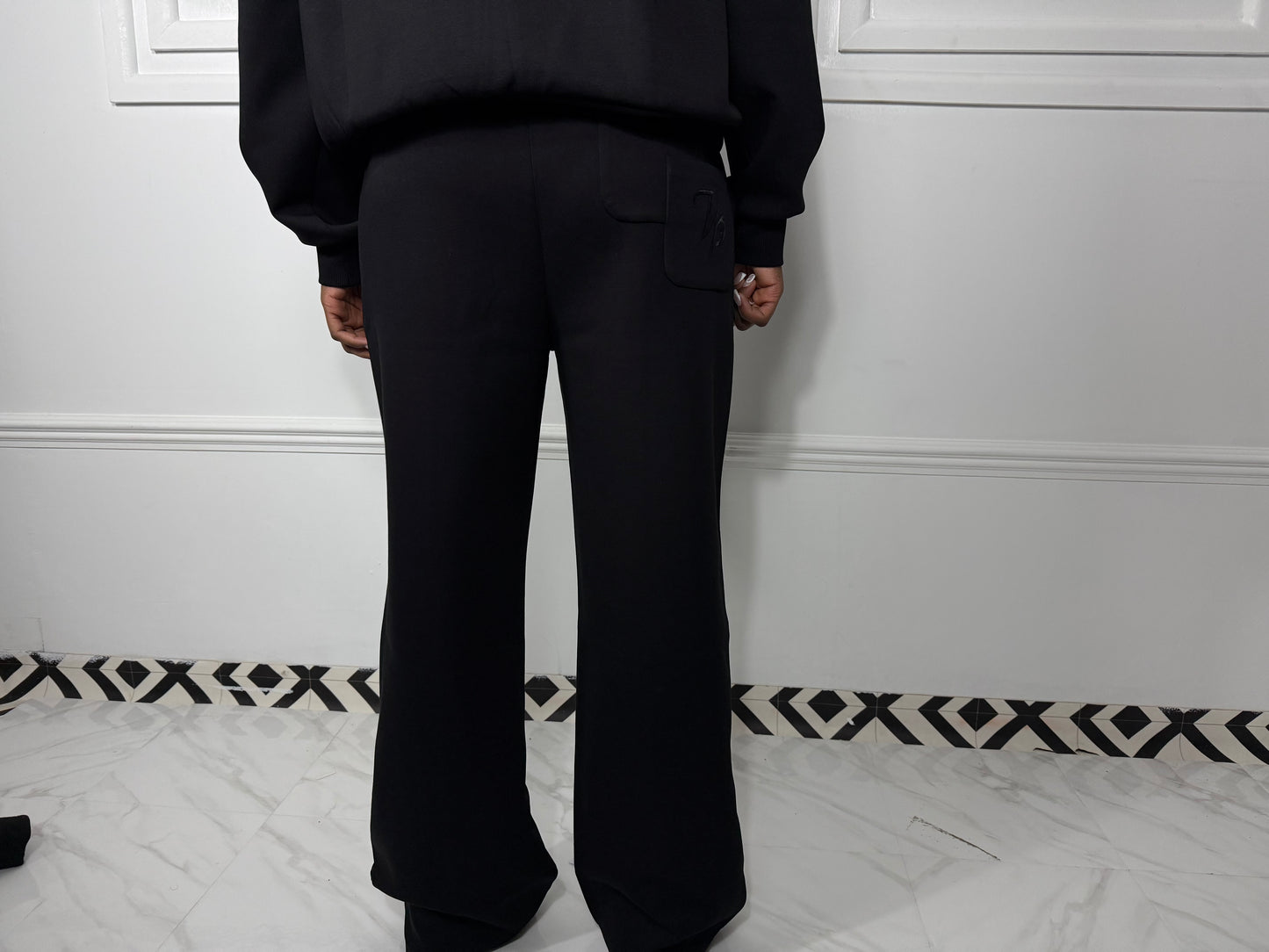 Vino Paris – NOIR Trousers